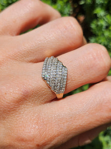 1769: Vintage: 9ct Gold Mixed-Cut Diamonds Statement Ring- fabulous, natural sparkle
