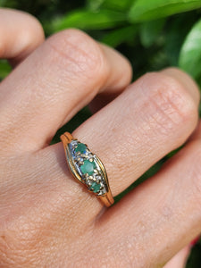 6113: Vintage: 9ct Gold Emeralds Trilogy Diamonds Dress Ring- seductive&nbsp;