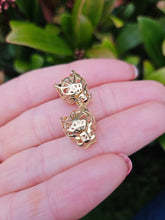 Cargar imagen en el visor de la galería, 0833: Vintage: 18ct Gold Leopard Head Stud Earrings- exceptional detail
