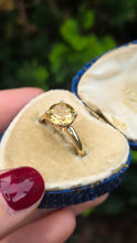 Load image into Gallery viewer, 2417: Vintage 9ct Gold Round Cut Yellow Citrine Solitaire
