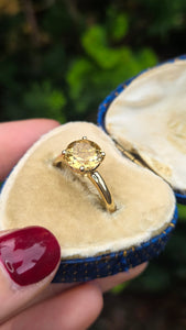 2417: Vintage 9ct Gold Round Cut Yellow Citrine Solitaire