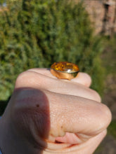Load image into Gallery viewer, 6040 Vintage: 18ct Gold Large Amber Statement Cocktail Ring - WOW
