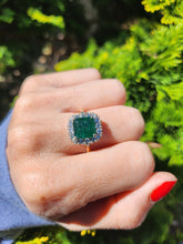 Load image into Gallery viewer, 1722: Vintage: 18ct Gold Emerald &amp; Diamonds Square Set Cocktail Ring- exceptional
