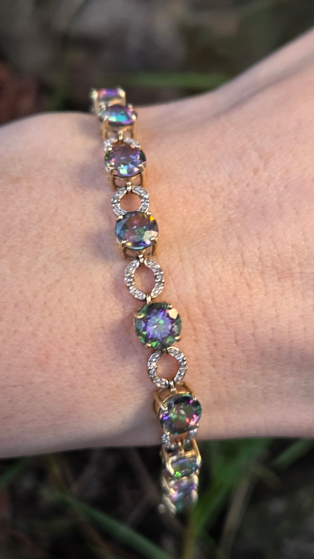 2744: Vintage & Rare 9ct Gold Caribbean Topaz Diamonds Bracelet (18cm)