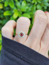 Load image into Gallery viewer, 0300: Vintage: 18ct Gold Rich Red Ruby 8 Diamonds (0.4ct) Daisy Ring- superb, sparkling, beauty
