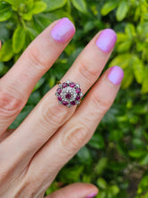 Cargar imagen en el visor de la galería, Vintage: 18ct Gold Rich Red Rubies Diamonds Floral Cluster Ring- Date-Mark 1975
