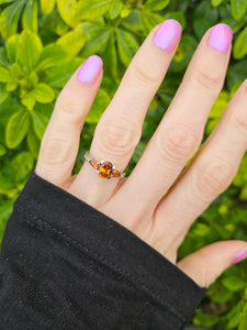 0252: Vintage: 9ct Gold Fiery Orange Citrines Trilogy Ring- crisp, clean eye candy