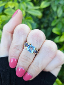 0536: Vintage: 9ct Gold Blue Aquamarines Blue Iolites Ring- beautifully paired