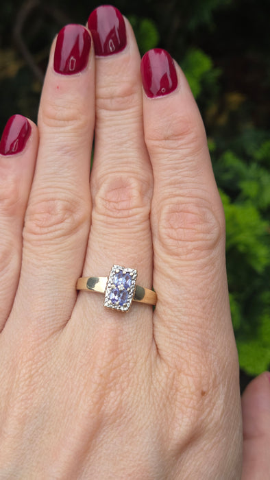 6366 Vintage: 9ct Yellow Gold Tanzanite & Diamond Geometric Ring