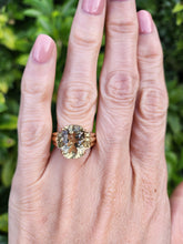 Load image into Gallery viewer, 8270: Vintage: 9ct Gold Statement Large Yellow Beryl 6 Peridot Cocktail Ring
