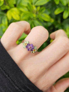 0352: Vintage: 14ct White Gold Multi-Gems Floral Ring- lovely colour mix