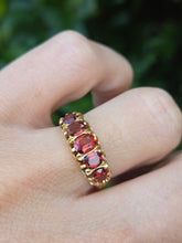 Cargar imagen en el visor de la galería, 2196: Vintage; 18ct Gold 5 Almandine Garnets half-Eternity Ring- From London 1968
