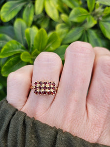 0423: Vintage: 14ct 15 Red Garnets Signet Ring- Lovely symmetry