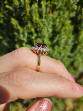Load image into Gallery viewer, 1368: Vintage: 18ct Gold Pyrobe Garnet Diamonds Flower Head Ring- exceptional
