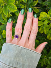 Load image into Gallery viewer, 0725: Vintage: Extraordinary 9ct Gol Round Cut Amethyst Ring - Date-Mark 1970
