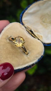 2417: Vintage 9ct Gold Round Cut Yellow Citrine Solitaire