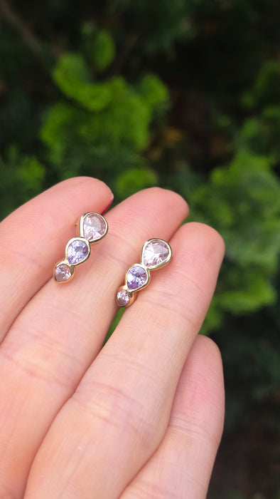 2448- Vintage 9ct Gold pear Cut Pink & Blue Topaz Stud Earrings