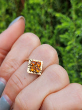 Cargar imagen en el visor de la galería, 1780: Vintage: 9ct Gold Orange Citrine Panel Ring -From 1966 a rare find at 59!
