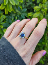 Load image into Gallery viewer, 0935: 18ct Gold French Blue Sapphires Diamonds Diana- Style Cluster Ring
