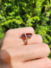 Load image into Gallery viewer, 1635: Vintage: 9ct Gold Pear-Cut Almandine Garnet 18 Diamonds Dress Ring
