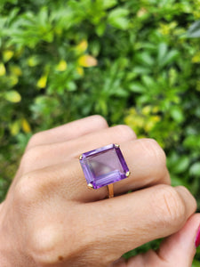 1693:Vintage; 9ct Gold Large Emerald Cut Alexandrite Cocktail Ring- Exceptional