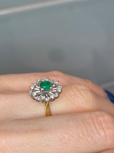 2032: Vintage: 18ct Gold Emerald Diamonds Openwork Marquise Cluster Ring