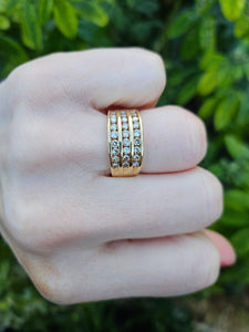 0844: Vintage 18ct Gold Champagne Diamonds Statement Ring -1ct of sparkling natural diamonds