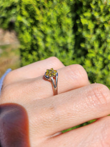 6059 Vintage- 9ct White Gold 7 Yellow Diamonds Ring- Natural & rare