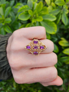 0409: Vintage: 14ct Gold Purple Amethysts Openwork Set Cocktail Ring