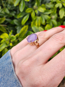 1319: Vintage: 9ct God Large "Carbuncle" Lavender Jade Cocktail Ring - delightful, nice weight