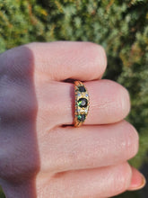 Cargar imagen en el visor de la galería, 1207: Vintage: 18ct Gold Tsavorites (Green Garnets) Diamonds Dress Ring- a rare find, exquisite combination
