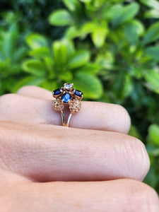 8311: Vintage: Ornate 9ct Gold Geometric Set Sapphires Ring- Date Mark 1975