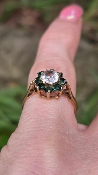 3189 Vintage: 9ct Yellow Gold Green Diopside & White Spinel Cluster Ring — From 1973