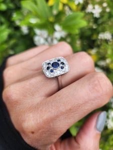 1804: Vintage: 18ct White Gold Blue Sapphires Diamonds Panel Ring- Stylish Art Deco
