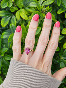 0529: Vintage: 9ct Gold Pear-Cut Pink Topaz Dress Ring- Barbie beauty, total eye catcher