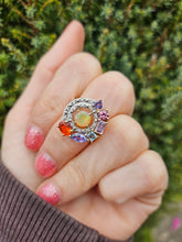 Cargar imagen en el visor de la galería, 1211: Vintage: 9ct Gold Multi-Gem Cocktail Ring- quite extraordinary
