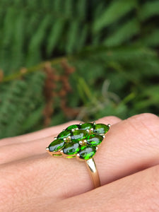 2126: Vintage: 9ct Gold Green Diopsides Geometric Cocktail Ring- she scintillates&nbsp;