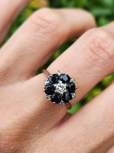 6089:Vintage Exceptional; 18ct White Gold French Blue Sapphires 7 Diamonds Flower Head Ring