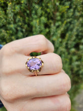 Cargar imagen en el visor de la galería, 1170: Vintage; 9ct Gold Lilac Amethyst Solitaire Ring- mature stone, lovely hues
