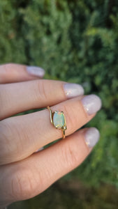 Vintage: Petite 18ct Gold Cabochon White Opal Diamond Snake-Head Ring