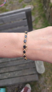 2519- Vintage 14ct Gold 19 Blue Sapphires 19 Diamonds Bracelet (19cm)
