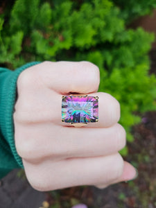 Vintage: 9ct Gold Emerald Cut Caribbean Topaz Statement Cocktail Ring