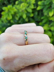 0251: Vintage: 9ct Gold Emeralds Diamonds Half-Eternity/ Stacker Ring- Classic