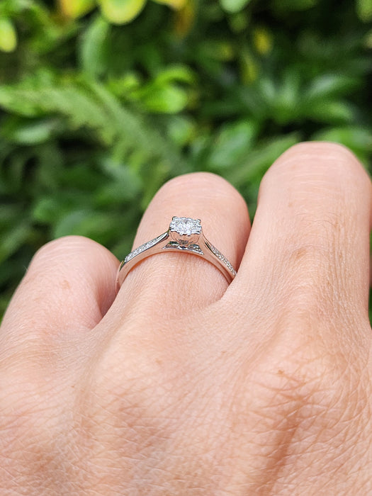 1992: Vintage: 9ct White Gold 11 Natural Diamonds Dress/Stacker Ring- Petite, sparkling beauty
