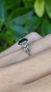 6098 Vintage:18ct White Gold French Blue Sapphire Full Cut Diamonds Ring- From 1976