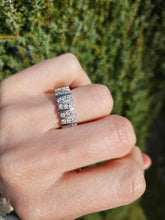 Cargar imagen en el visor de la galería, 1228: Vintage: 9ct Yellow &amp; White Gold 21 Full Cut Diamonds Ring- natural, sparkling beauty,
