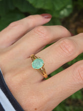 Load image into Gallery viewer, 6171: Vintage &amp; Rare; 18ct Gold Green Paraiba Tourmaline Solitaire- simple beauty
