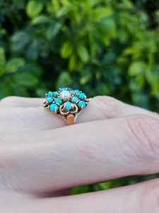 1270: Vintage: 9ct Gold Turquoises Pearl Flower Head Ring- Date-Mark 1963