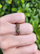 Load image into Gallery viewer, 8199: Vintage: 9ct Gold Pink Spinels Peridot Stacker/ Dress Ring
