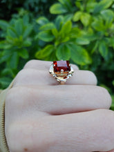 Load image into Gallery viewer, 0294: Vintage: Rare 18ct Gold Large Princess Cut Orange Garnet Statement Ring
